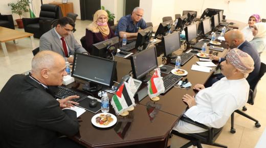 مباحثات بين “عمان العربية” والملحقية الثقافية لسلطنة عُمان