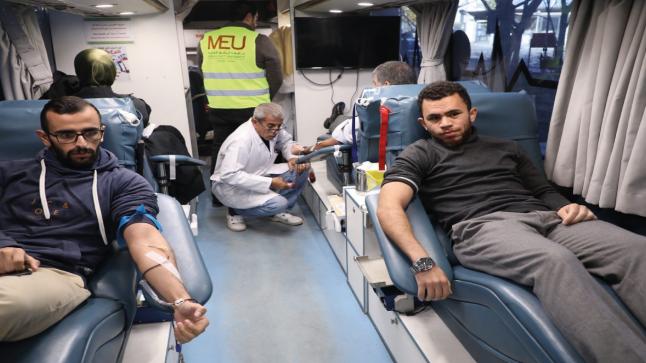 “الشرق الأوسط” مستمرة في دعم غزة… وهذه المرة حملة تبرع بالدم