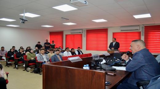   لقاء تنويري للطلبة المستجدين بكلية الحقوق في عمان الاهلية