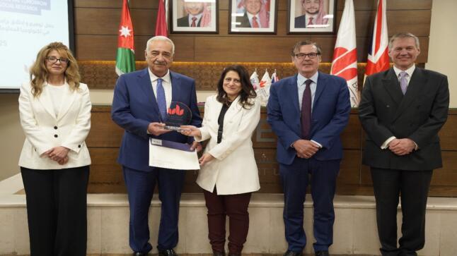 إطلاق 3 برامج دكتوراة نوعية ومستضافة لجامعة بيدفوردشير البريطانية في “الشرق الأوسط”