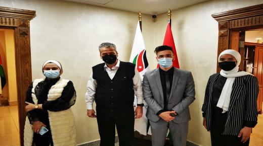 زيارة لطلبة “الشرق الأوسط” إلى الهيئة المستقلة للانتخابات