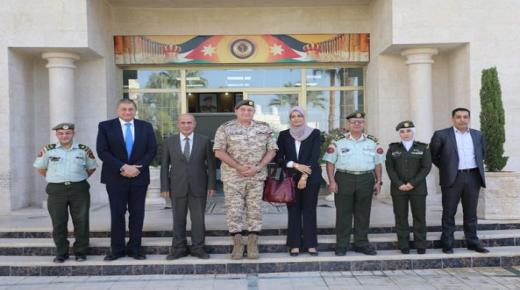 رئيس جامعة فيلادلفيا يزور مديرية الخدمات الطبية الملكية