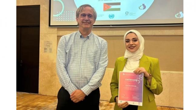 “صيدلة “عمان الأهلية تشارك بمؤتمر التدريب في الكيمياء الخضراء والاستدامة