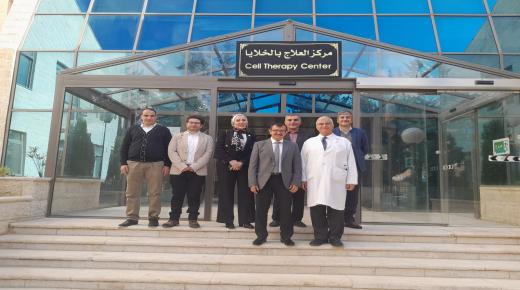  صيدلة عمان الاهلية تبحث مع مركز العلاج بالخلايا في الجامعة الأردنية التعاون بالبحوث العلمية