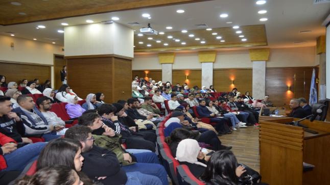 ندوة في عمان الأهلية حول الجرائم الإلكترونية  