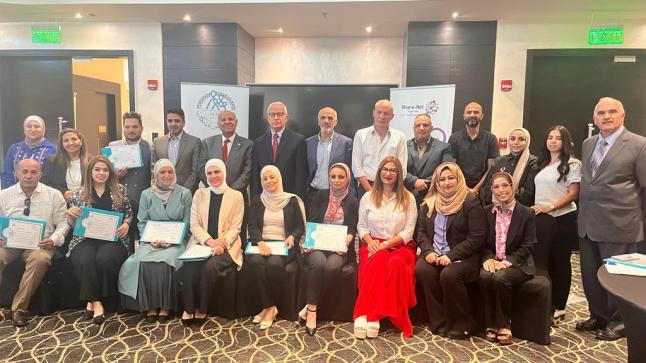 طالب من “إعلام الشرق الأوسط” يفوز بالجائزة الأولى في مسابقة المجلس الأعلى للسكان