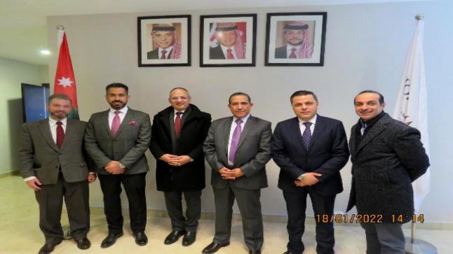 وفد من جامعة عمان الأهلية يزور المركز الأردني للتصميم والتطوير JODDB