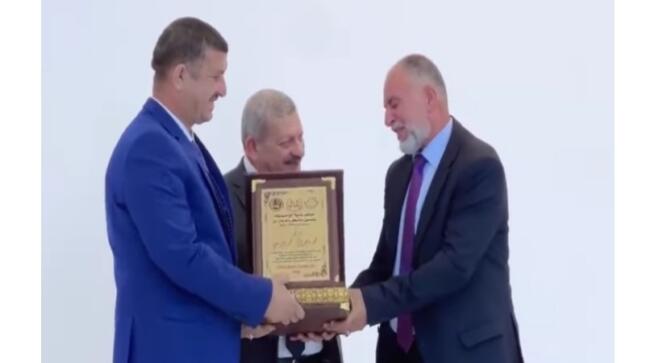 وداع بطعم الإنجاز.. الدكتور محمد الغزالي الزعبي يختتم خدمته في اليرموك بتكريم لافت