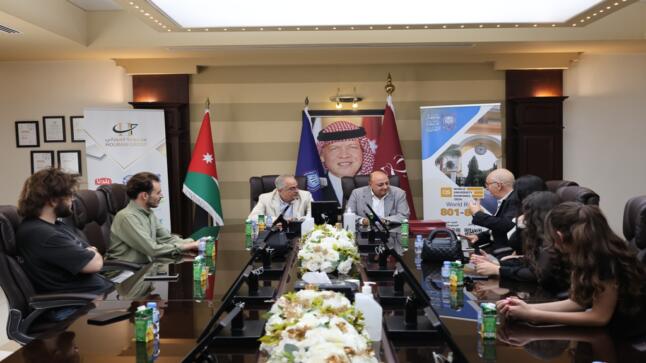 د.الحوراني يُكرّم فرقة كورال عمان الأهلية ويمنحهم خصمًا 50% تقديرًا لتميّزهم بمهرجان جرش