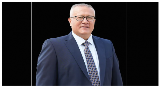 الدكتور محمد ابزاخ وأسرة روضة ومدارس المدار الدولية تهنيء سيد البلاد بعيد ميلاده الميمون