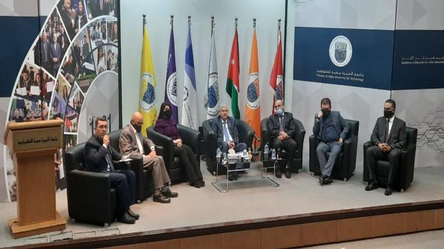 رئيس جامعة الأميرة سمية للتكنولوجيا يلتقي الطلبة الجدد
