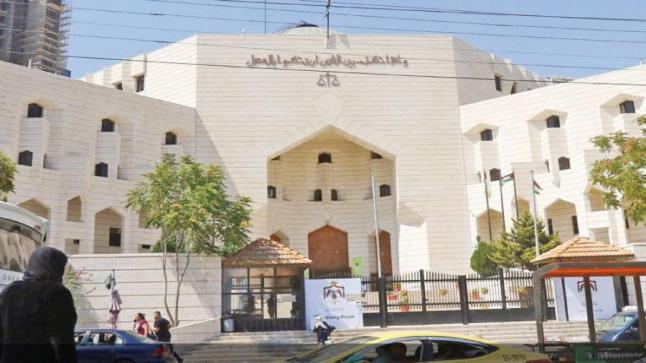 إحالة قضاة للتقاعد و نقل آخرين – أسماء