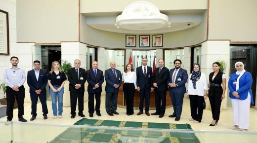 “إعلام الشرق الأوسط” تعقد اجتماع هيئتها العامة الأول