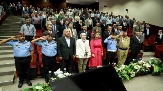 “الشرق الأوسط” ومديرية الأمن العام تنظمان ورشة عمل توعوية عن قانون السير الجديد