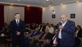 رئيس مجلس النواب معالي الباشا مازن القاضي طلب ، ووزير الشؤون السياسية والبرلمانية معالي عبدالمنعم العودات اعطى.