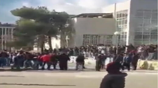 مشاجرة جماعية في حرم الجامعة الأردنية – فيديو