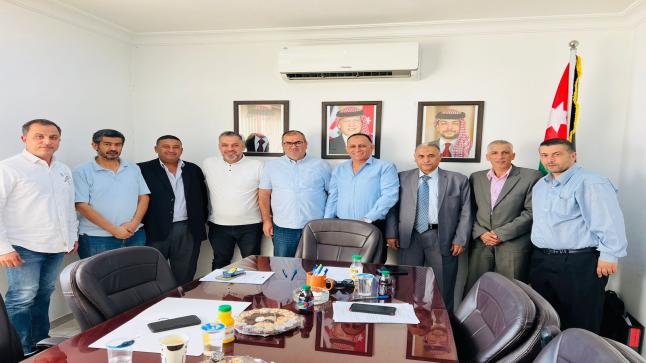 عبد الهادي الطرانة مديراً لنقابة اصحاب مكاتب تاجير السيارات وابو عتمه مستشاراً قانونياً للنقابة