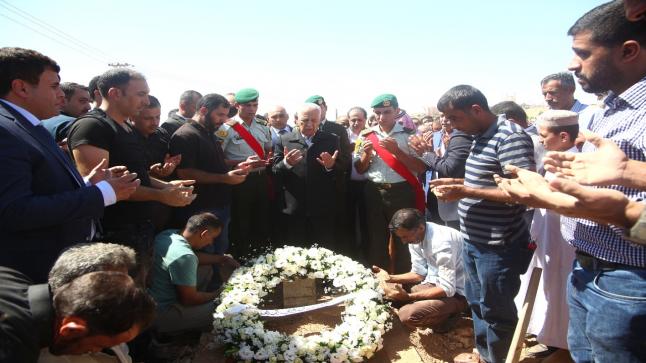 العيسوي يقدم واجب العزاء لعشائر الشوابكة بوفاة المرحوم ماهر جمال الشوابكة