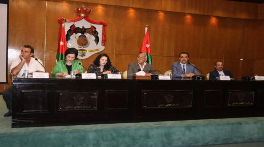 أمسية شعرية ضمن “جرش للثقافة والفنون” تقرأ الاحتمالات