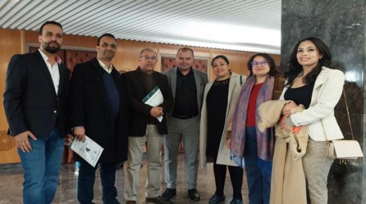 كلية علوم التربية تطفئ شمعتها الأربعين باحتفالية تشكيلية وعرض “حدائق الأسرار” بالرباط