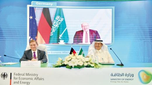 المملكة تغير مشهد الطاقة العالمي.. الهيدروجين السعودي الوقود المستقبلي القادم من الصحراء