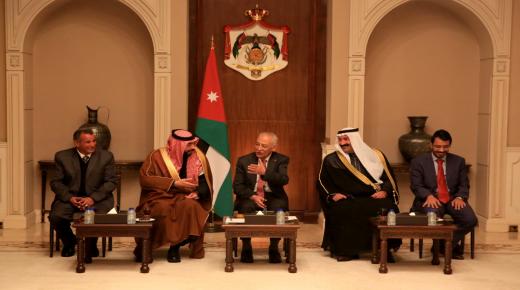 رئيس الديوان الملكي يلتقي وفدين من أبناء عشيرة المهديات وشباب عشائر التعامرة