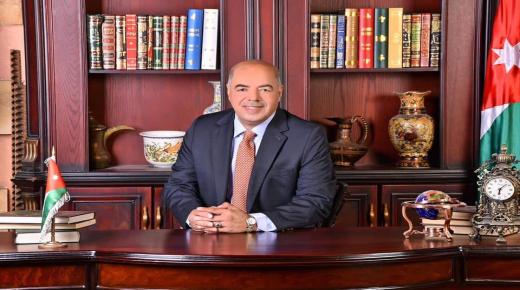 الدكتور أحمد سماره الزعبي ( ابو ثِمار ) في ذمة الله