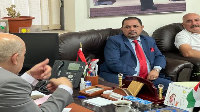 اللجنة الصحية بمجلس محافظة الزرقاء تزور مستشفى الزرقاء الحكومي الجديد..(صور)