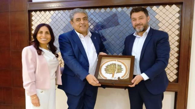 “صناعة الأردن” تبحث تعزيز التعاون مع العراق في مجال الصناعات الدوائية