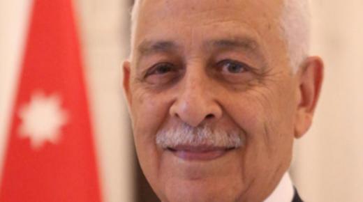 العيسوي ينقل تعازي الملك إلى عواد والخطيب وكريشان