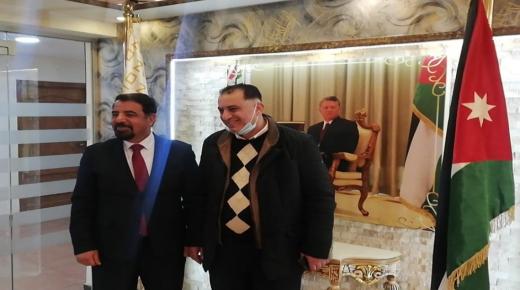 النائب محمد جميل الظهراوي يزور شركة (سكوربيون) العقرب للأمن والحماية ويلتقي الزبون