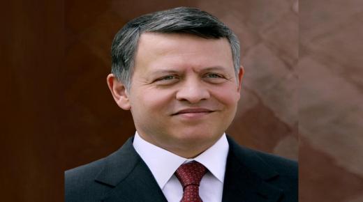 مدير أوقاف القدس يشكر الملك على تبرعه بتجديد فرش المسجد القبلي والصخرة المشرفة في الأقصى المبارك