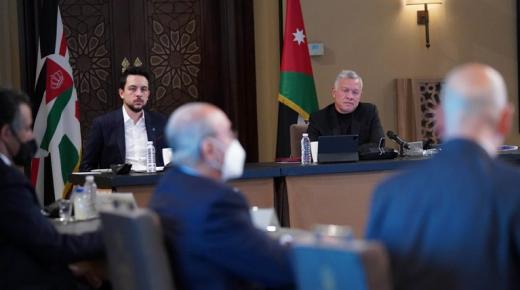 الملك يؤكد أهمية توحيد الجهود لتعافي القطاع السياحي