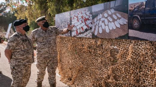 الملك يزور قيادة المنطقة العسكرية الشرقية