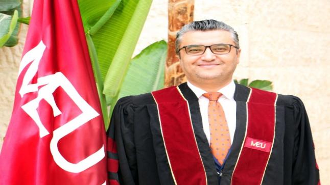 ترقية الدكتور أيمن خزاعلة الى رتبة أستاذ مشارك في “الشرق الأوسط