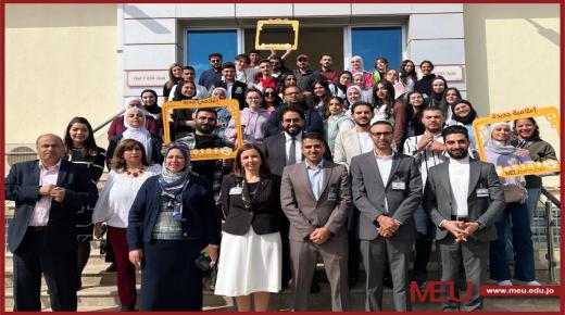 “إعلام الشرق الأوسط” تلتقي طلبتها المستجدين ضمن أجواء أسرية