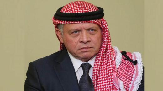 الملك يعزي خادم الحرمين الشريفين بوفاة الأمير عبدالإله بن سعود بن عبدالعزيز