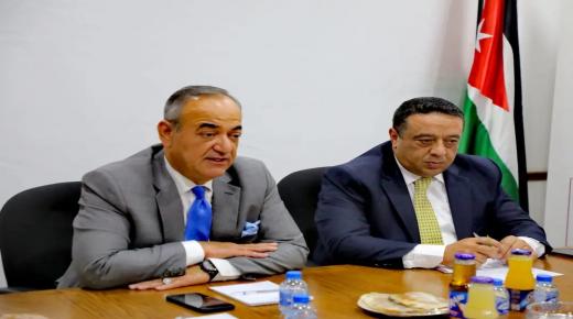 لجنة السياحة والتراث في مجلس الاعيان تزور شركة البريد الأردني