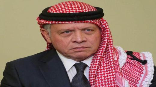 الملك يتلقى اتصالا من المستشار الألماني ويجدد مطالبته المجتمع الدولي بالعمل لهدنة إنسانية في غزة