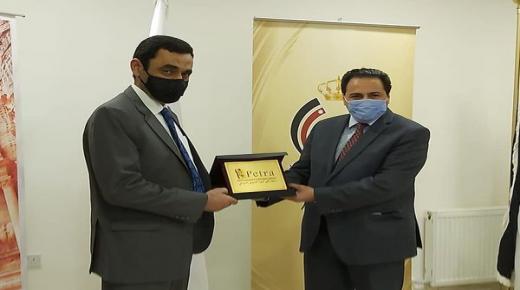 الدكتور نزار مهيدات يفتتح فرعاً جديداً للمؤسسة العامة للغذاء والدواء في لواء البترا