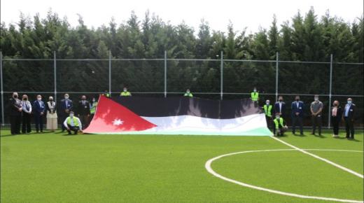 ‏ جامعة الشرق الأوسط MEU تنظم وقفة شموخ وافتخار بمناسبة “يوم العَلم” ضمن الرؤية المستقبلية لمئوية الدولة الأردنية