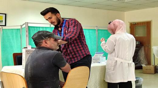 الجامعة الأميركية في مادبا تستقبل أعضاء الهيئتين التدريسية والإدارية لتلقّي مطعوم فيروس كورونا