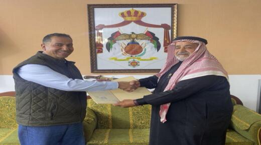 تعيين الشيخ ذيب الذيب رئيسا فخريا لجمعية المركز العربي للدراسات السياسية