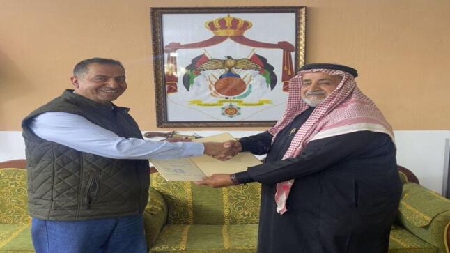 تعيين الشيخ ذيب الذيب رئيسا فخريا لجمعية المركز العربي للدراسات السياسية