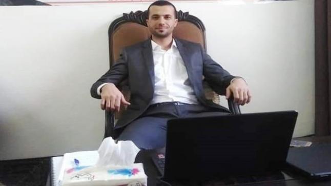 الاستاذ راتب العكايلة يهنيء النسيب الغالي مصعب محمد سالم العكايلة بمناسبة حصوله على درجة الماجستير من جامعة مؤته