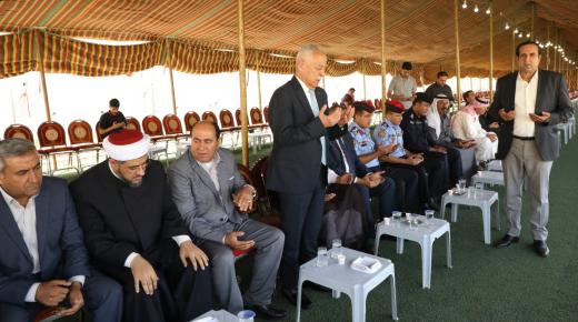 مندوبا عن جلالة الملك عبدالله الثاني المعظم رئيس الديوان الملكي الهاشمي يعزي _ عشيرة الزواهرة.