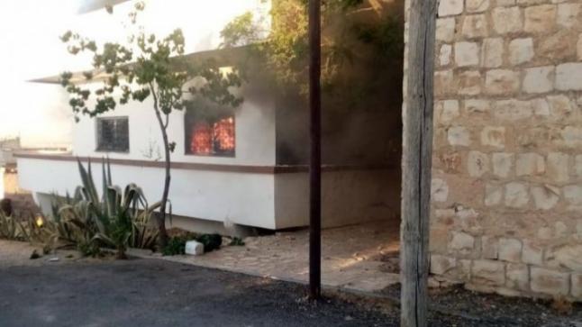 جريمة قتل بالمفرق واعتقال مشتبه به وحرق منزله واعمال شغب
