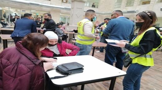 عمادة شؤون الطلبة تنظم حملة بيئية لنشر ثقافة الوعي البيئي لدى الطلبة