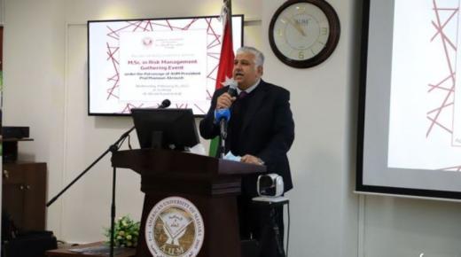 رئيس الجامعة الامريكية في مأدبا أ.د.مامون عكروش يلتقي نخبة من طلبة الدراسات العليا” الماجستير” في ادارة المخاطر – صور