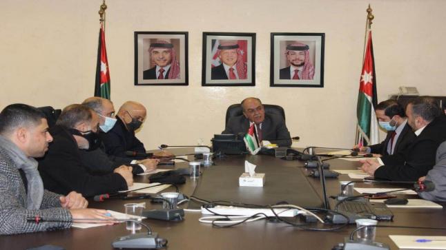 الخيطان : التعاون مع الجهات المعنية للإسراع برفع المعاناة عن كاهل العاملين بالنقل الدولي